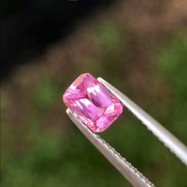0.99克拉無燒無處理斯里蘭卡艷粉紅色藍寶石 山姆大叔寶石屋,藍寶石,寶石,珠寶,Sam'sGemStudio,Sapphire,Gemstone,Gem,Jewelry