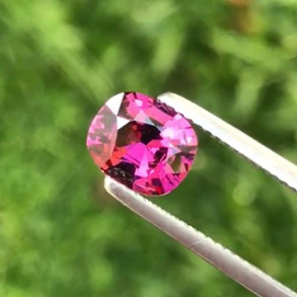 2.00克拉無燒無處理馬亨蓋紫粉色玫瑰榴石 山姆大叔寶石屋,石榴石,玫瑰榴石,寶石,珠寶,
Sam'sGemStudio,Garnet,Rhodolite,Gemstone,Gem,Jewelry