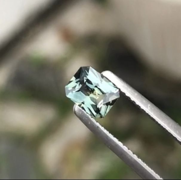 0.94克拉無燒無處理斯里蘭卡藍綠色藍寶石 山姆大叔寶石屋,藍寶石,寶石,珠寶,Sam'sGemStudio,Sapphire,Gemstone,Gem,Jewelry