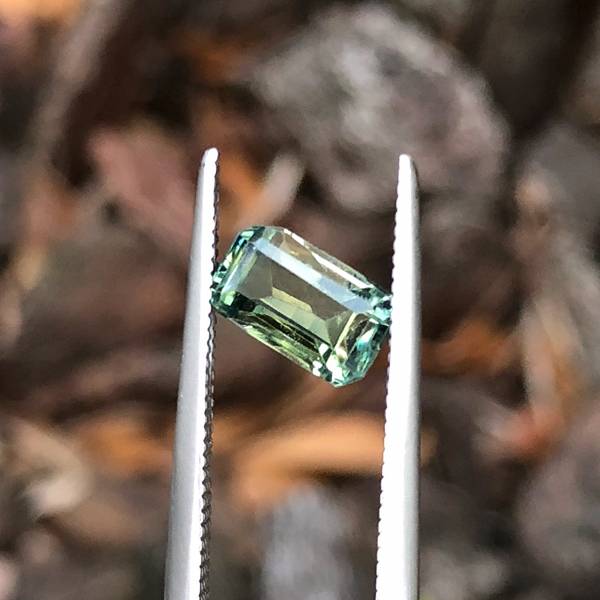 1.92克拉無燒無處理斯里蘭卡藍綠雙色藍寶石 山姆大叔寶石屋,藍寶石,寶石,珠寶,Sam'sGemStudio,Sapphire,Gemstone,Gem,Jewelry