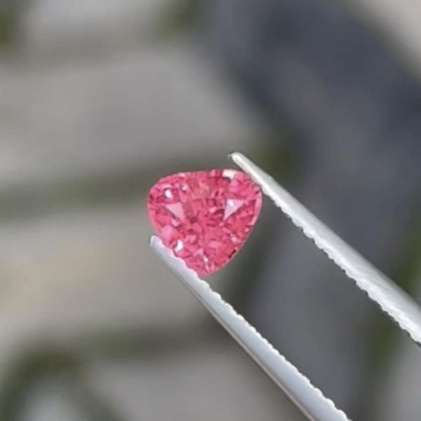 0.82克拉無燒無處理馬亨蓋尖晶石 