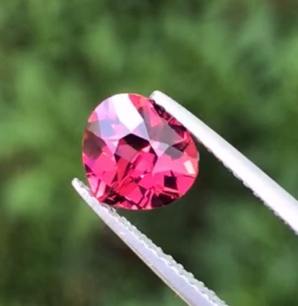 1.51克拉無燒無處理坦桑尼亞馬拉亞石榴石 山姆大叔寶石屋,馬拉亞石榴石,寶石,珠寶,
Sam'sGemStudio, Malaya Garnet,Gemstone,Gem,Jewelry