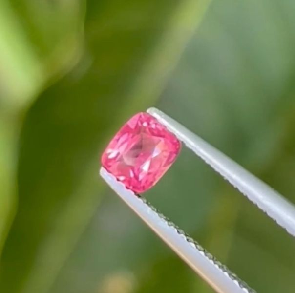 0.72克拉無燒無處理馬亨蓋尖晶石 