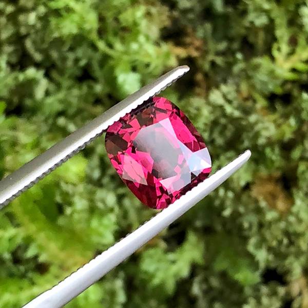【詢價】2.74克拉無燒無處理緬甸桃紅色尖晶石 山姆大叔寶石屋,尖晶石,寶石,珠寶,Sam'sGemStudio,Spinel,Gemstone,Gem,Jewelry