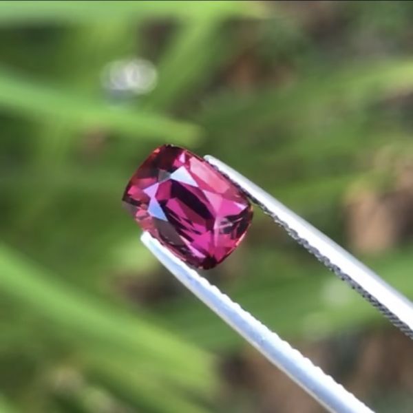 2.01克拉無燒無處理坦桑尼亞紫粉色玫瑰榴石 山姆大叔寶石屋,石榴石,玫瑰榴石,寶石,珠寶,
Sam'sGemStudio,Garnet,Rhodolite,Gemstone,Gem,Jewelry