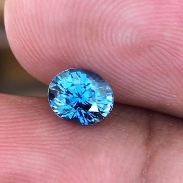 1.21克拉無燒無處理斯里蘭卡孔雀藍色藍寶石 預購,山姆大叔寶石屋,藍寶石,寶石,珠寶,Sam'sGemStudio,Sapphire,Gemstone,Gem,Jewelry