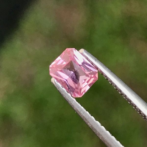 0.59克拉無燒無處理斯里蘭卡橘粉色蓮花剛玉 山姆大叔寶石屋,尖晶石,蓮花剛玉,蓮花粉橘色,蓮花橘粉色,寶石,珠寶,Sam'sGemStudio,Spinel,Padparadscha,Pinkish Orange,Orangy Pink,Gemstone,Gem,Jewelry