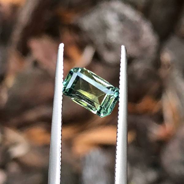 1.92克拉無燒無處理斯里蘭卡藍綠雙色藍寶石 山姆大叔寶石屋,藍寶石,寶石,珠寶,Sam'sGemStudio,Sapphire,Gemstone,Gem,Jewelry