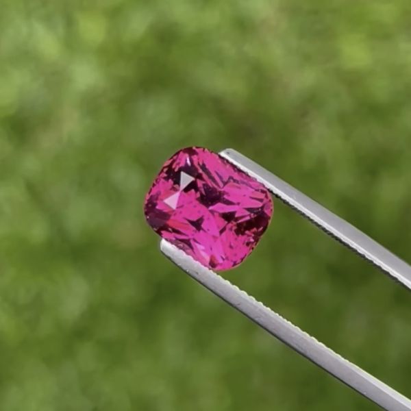 5.72克拉無燒無處理坦桑尼亞Tanga玫瑰榴石 