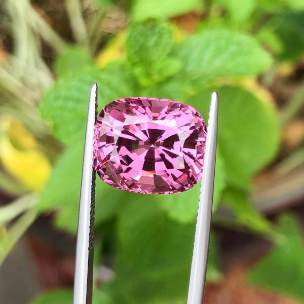 【詢價】12.23克拉無燒無處理緬甸艷粉色Vivid Pink尖晶石 山姆大叔寶石屋,尖晶石,寶石,珠寶,Sam'sGemStudio,Spinel,Gemstone,Gem,Jewelry