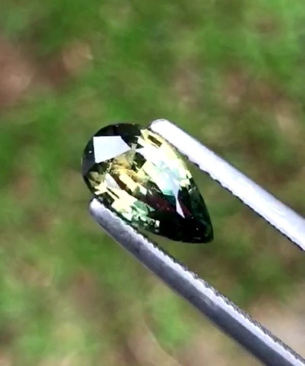1.70克拉無燒無處理斯里蘭卡雙色藍寶石 山姆大叔寶石屋,藍寶石,寶石,珠寶,Sam'sGemStudio,Sapphire,Gemstone,Gem,Jewelry