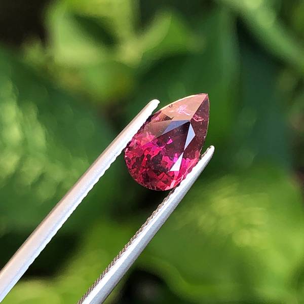 2.99克拉無燒無處理坦桑尼亞紫紅色玫瑰榴石 山姆大叔寶石屋,石榴石,玫瑰榴石,寶石,珠寶, Sam'sGemStudio,Garnet,Rhodolite,Gemstone,Gem,Jewelry