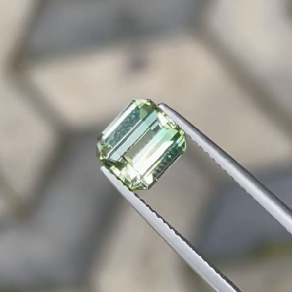 2.51克拉無燒無處理納米比亞薄荷綠色碧璽 