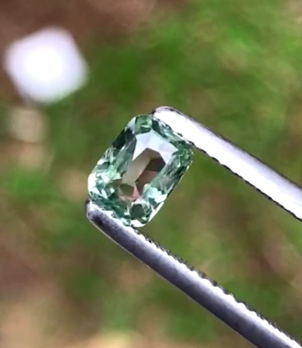 1.04克拉無燒無處理斯里蘭卡藍綠色藍寶石 山姆大叔寶石屋,藍寶石,寶石,珠寶,Sam'sGemStudio,Sapphire,Gemstone,Gem,Jewelry