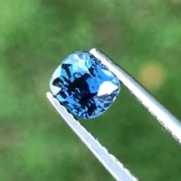 1.00克拉無燒無處理斯里蘭卡靛藍色藍寶石 山姆大叔寶石屋,藍寶石,寶石,珠寶,Sam'sGemStudio,Sapphire,Gemstone,Gem,Jewelry