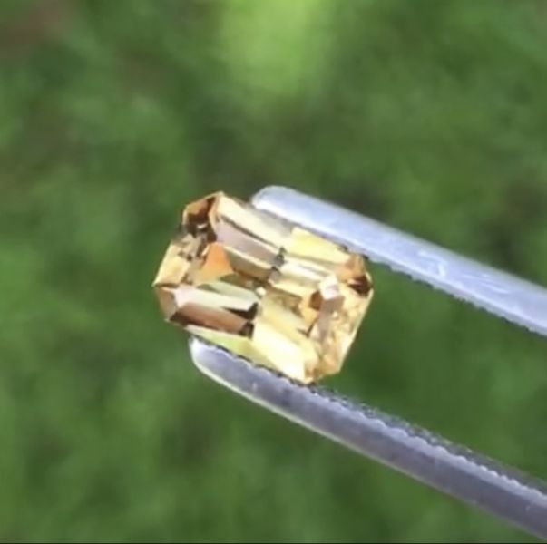 1.68克拉無燒無處理斯里蘭卡黃色風信子石 山姆大叔寶石屋,風信子石,寶石,珠寶,
Sam'sGemStudio,Zircon,Gemstone,Gem,Jewelry