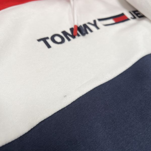 Tommy Hilfiger 帽T 