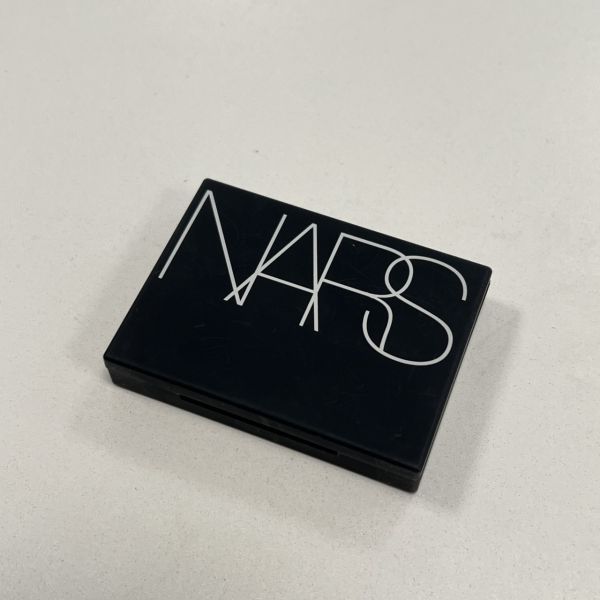 NARS 裸光蜜粉餅 (小白餅) 