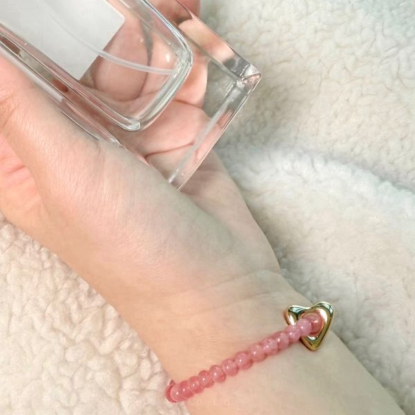 泰國 Let's Get Away 簍空愛心水晶手鏈 