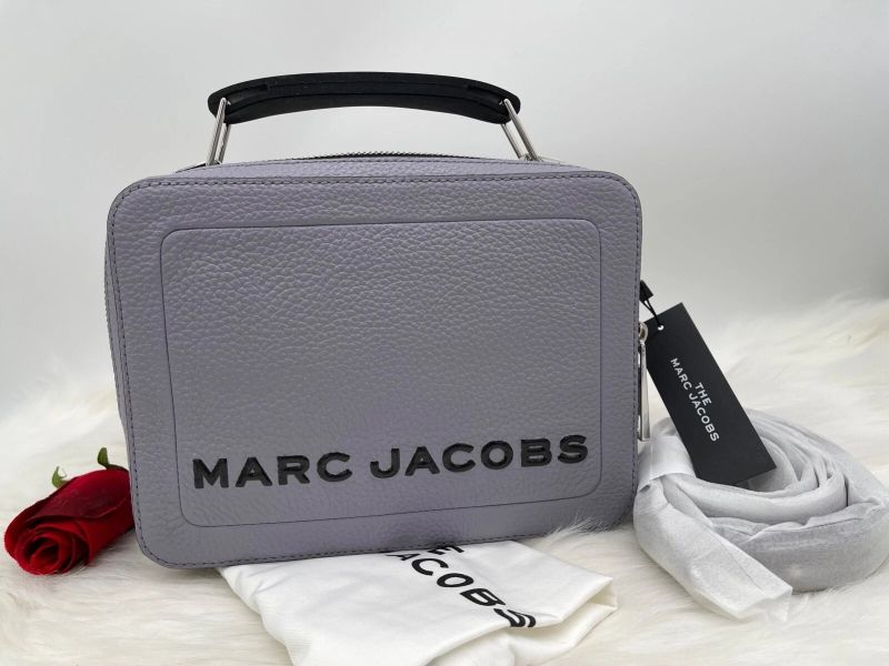 Marc Jacobs 新款側背包 