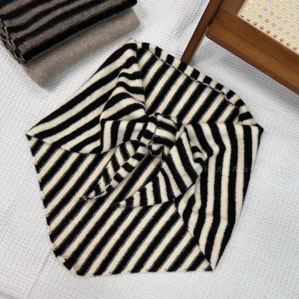 日本 CHILLVIBE 混羊毛三角巾 