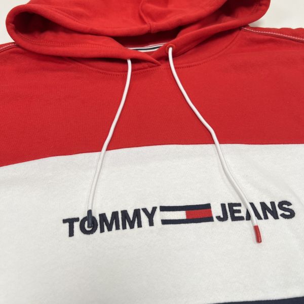 Tommy Hilfiger 帽T 