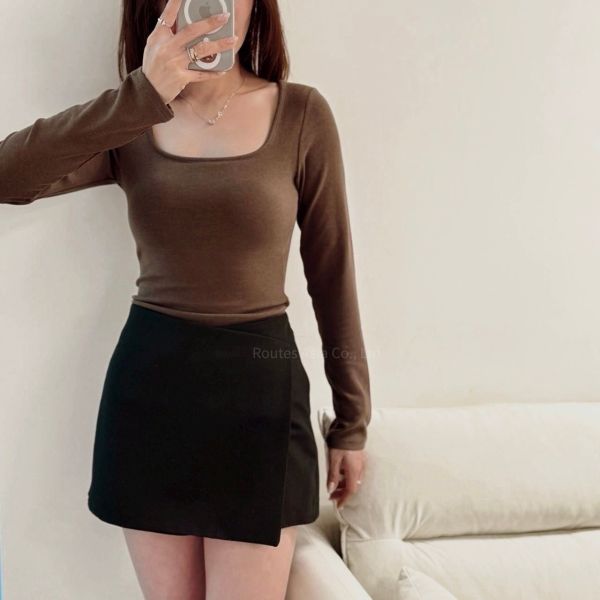 CHILLVIBE 方領長袖 發熱 Bra Top 