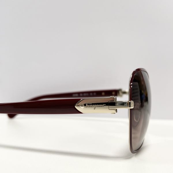 Ferragamo 酒紅色墨鏡 