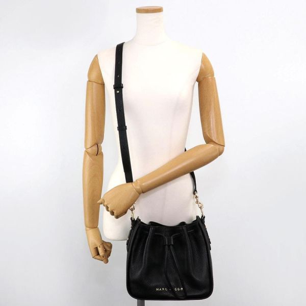 Marc Jacobs 黑色縮口包 