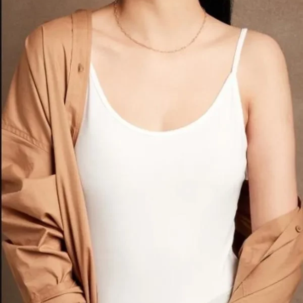 Banana Republic 內搭細肩帶背心 