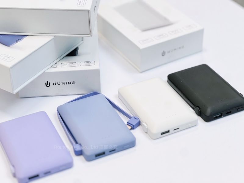 WUMING 薄款名片型行動電源 