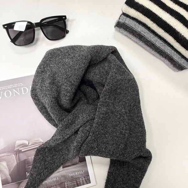 日本 CHILLVIBE 混羊毛三角巾 