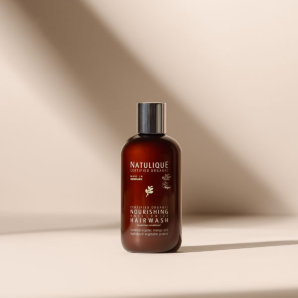 Natulique 滋養抗燥洗髮露 