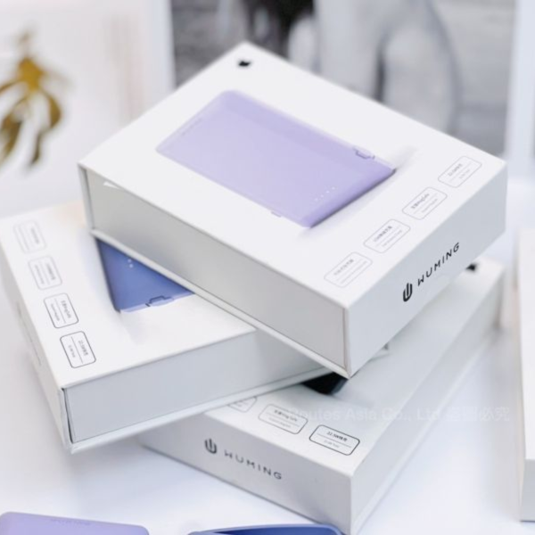 WUMING 薄款名片型行動電源 