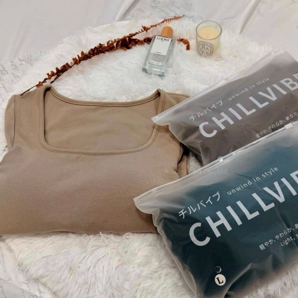 CHILLVIBE 方領長袖 發熱 Bra Top 