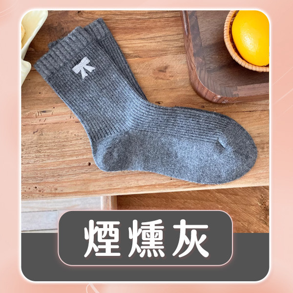 【Miu】暖暖網美刺繡蝴蝶結襪 