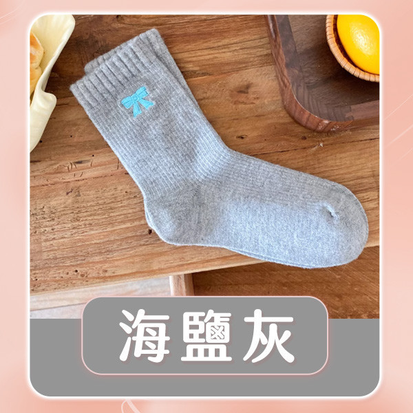 【Miu】暖暖網美刺繡蝴蝶結襪 