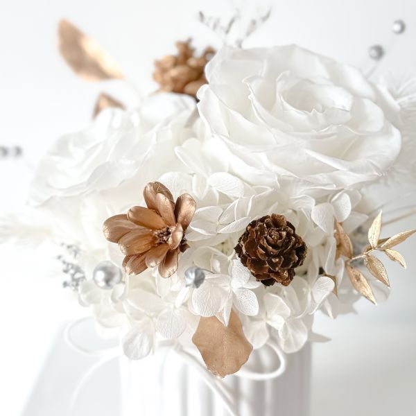 【Floral M】米蘭白金聖殿永生花禮 米蘭白金聖殿永生花,永生花禮盒,白金永生花,奢華永生花,高級永生花禮,聖誕花禮,情人節永生花,周年紀念花禮,婚禮祝賀花禮,生日永生花禮物,開幕永生花禮,升遷祝賀花藝,交換禮物花禮