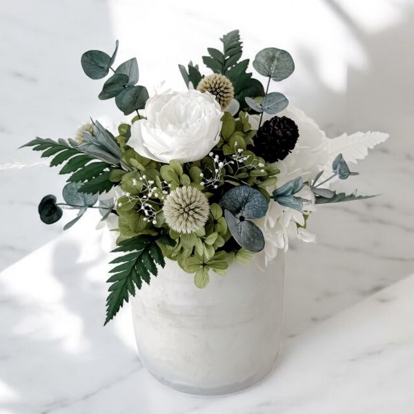 【Floral M】北歐艾拉綠野森林永生花禮 永生花,永生花禮盒,北歐風花藝,森林系花禮,綠色系花束,文青風花禮,療癒系居家佈置,自然風桌花擺設,北歐花藝,森林風擺設,情人節花禮推薦,生日花禮推薦,母親節花束禮盒,聖誕節桌花禮物,喬遷送禮,質感花禮,浪漫節日送禮,表達心意花禮