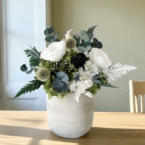【Floral M】北歐艾拉綠野森林永生花禮 永生花,永生花禮盒,北歐風花藝,森林系花禮,綠色系花束,文青風花禮,療癒系居家佈置,自然風桌花擺設,北歐花藝,森林風擺設,情人節花禮推薦,生日花禮推薦,母親節花束禮盒,聖誕節桌花禮物,喬遷送禮,質感花禮,浪漫節日送禮,表達心意花禮