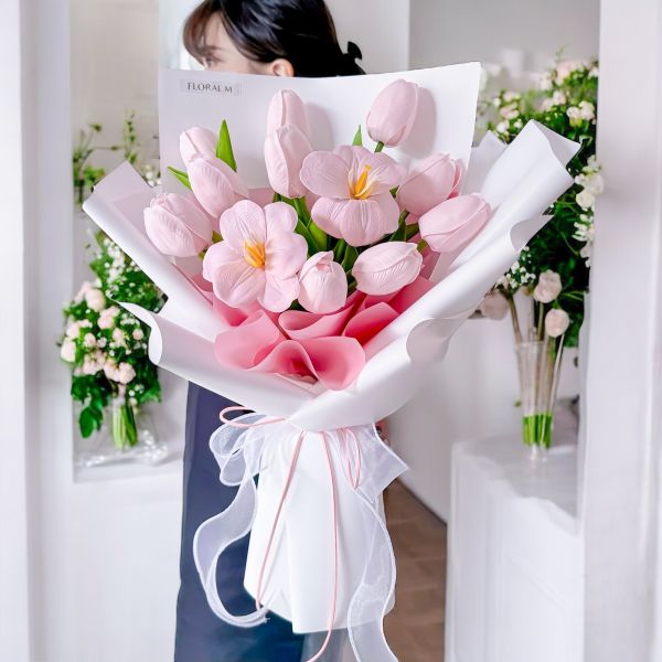 【Floral M】荷蘭鬱金香許願花園香水花束（贈送5ml香氛油） 鬱金香香水花束、荷蘭花禮、乾燥花香氛、浪漫香氛禮盒、許願花束、情人節花禮推薦、生日花禮、鬱金香乾燥花、香氛花藝設計、歐風花禮