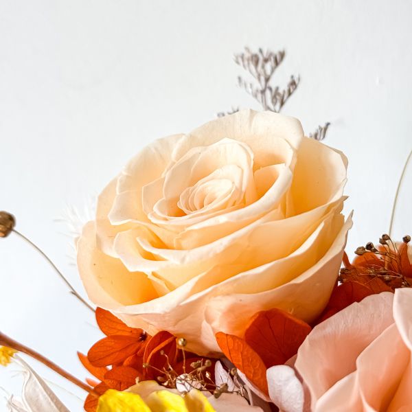 【Floral M】秋日野餐花境永生花禮（贈送5ml香氛油） 秋日永生花,野餐花境禮盒,永生玫瑰花禮,浪漫秋日花禮,乾燥花禮推薦,永生花送禮首選
