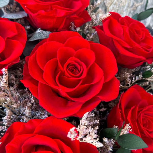 【Floral M】】Coco Love經典永生玫瑰花束 Coco Love、經典永生玫瑰花束、永生花花束、情人節永生花、浪漫玫瑰花禮、紀念日花束、告白花禮、生日送花推薦、永恆愛情花束、玫瑰不凋花