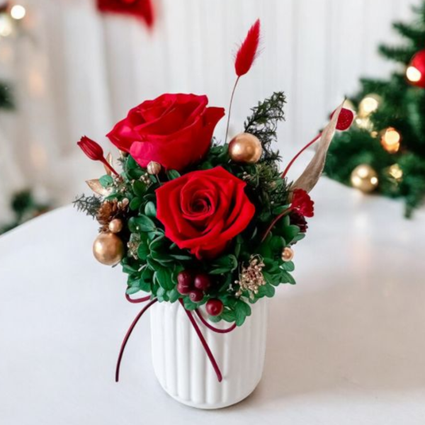 【Floral M】法式聖誕花園永生花禮（贈送5ml香氛油） 法式永生花,聖誕永生花,永生花禮盒,永生花花禮,聖誕花禮,聖誕節禮盒
聖誕節禮物,交換禮物,聖誕居家佈置,永生玫瑰