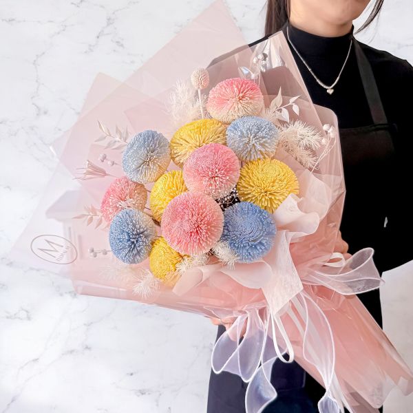 【Floral M】Make a wish夢幻彩虹泡泡擴香花束（贈送5ml香氛油） 夢幻擴香花束,彩虹不凋花,香氛永生花束,擴香乾燥花,少女心花禮,Make a wish花束,粉藍紫花藝,彩色永生花束,生日禮物花束,夢幻泡泡花束,可愛香氛花束,法式擴香花禮,彩虹系不凋花,永生花香氛設計,精緻乾燥花束,藝術花藝擴香
