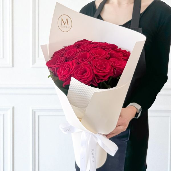 【Floral M】曼哈頓戀曲玫瑰鮮花花束 曼哈頓戀曲、玫瑰鮮花花束、情人節花束、浪漫玫瑰、紅玫瑰花束、告白花束、紀念日送花、生日花束推薦、紐約風格花束、玫瑰花禮
