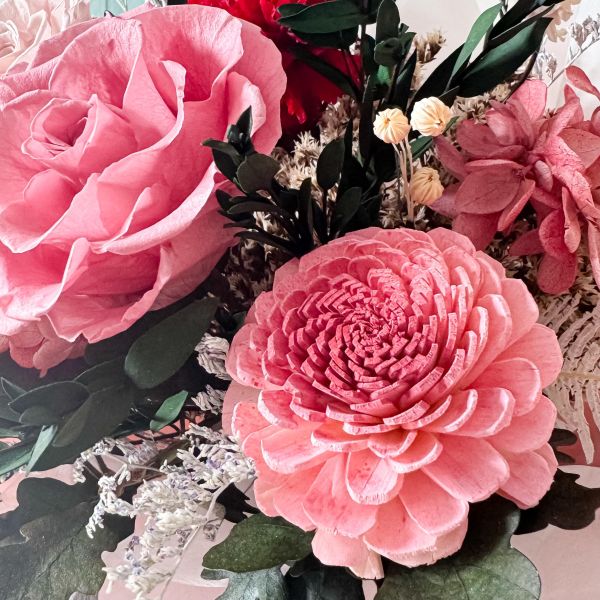 【Floral M】安娜公主永生花束（贈送5ml香氛油）免運 安娜公主永生花束
永生花束
永生花花束
永生花
永生花禮盒
永生花禮物
浪漫花束
歐式花束
質感花束
高級花束
設計花束
精品花束