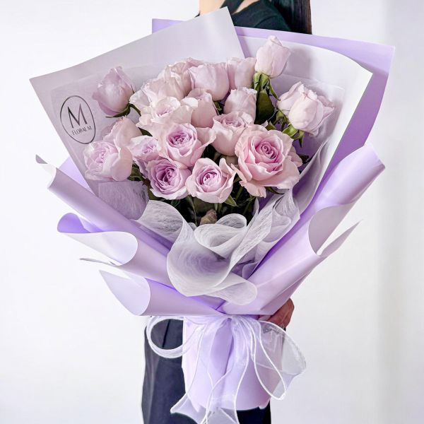 【Floral M】夢幻愛麗兒玫瑰鮮花花束 紫色玫瑰花束,玫瑰花束推薦,生日花束推薦,求婚花束推薦,高級感花束,  
情人節花束