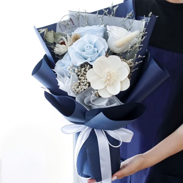 【Floral M】布列塔尼永生花束（贈送5ml香氛油） 永生玫瑰花束,永生花,永生玫瑰,玫瑰花束,情人節花禮,生日花束推薦,求婚花束,母親節花束,紀念日禮物,法式花束,北歐花藝風格,浪漫花禮