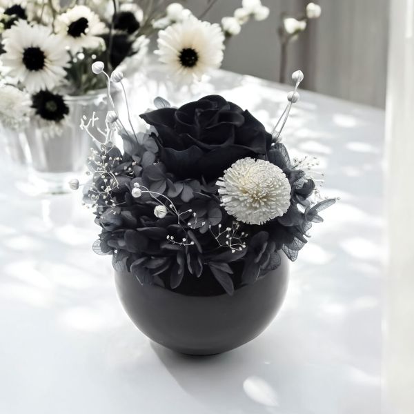 【Floral M】慕尼黑黑森林永生擴香花禮（贈送5ml香氛油） 永生花束,永生玫瑰, 永生花禮,永生花,不凋花,乾燥花,花禮,花束,送禮,禮物,儀式感,質感,浪漫,花,擴香花束,香氛精油,擴香花,香氛花,生日,求婚,情人節,FLORAL M